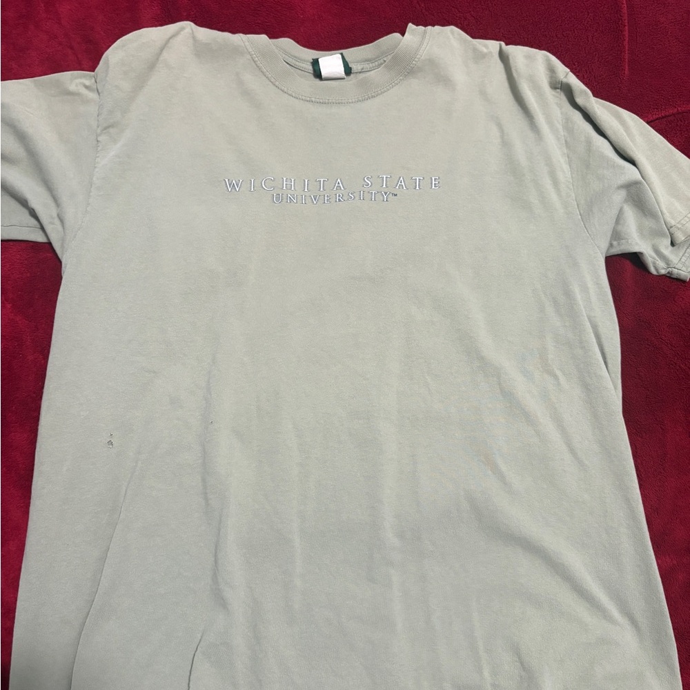 MV Sport Wichita State University Beige T-Shirt